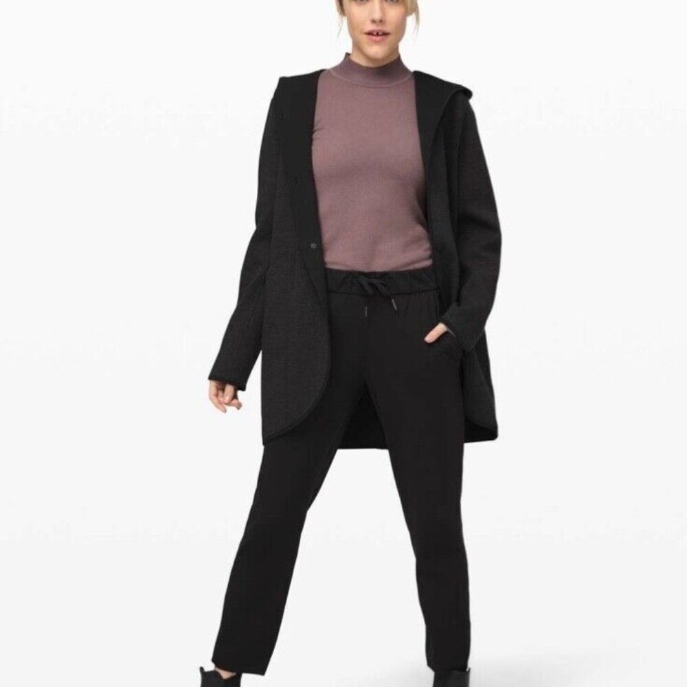 Lululemon Women's Black Urban Horizons Casual Hooded Jacket Size Medium